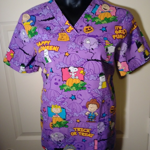 Peanuts Tops - 🔴Peanuts Size Med Charlie Brown Nurse Scrub Top